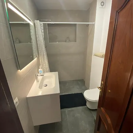 Penthouse, Near Beach, Fuengirola, Free Parking Apartment