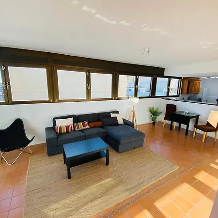 Penthouse, Near Beach, Down Town Fuengirola, Free Parking Huoneisto