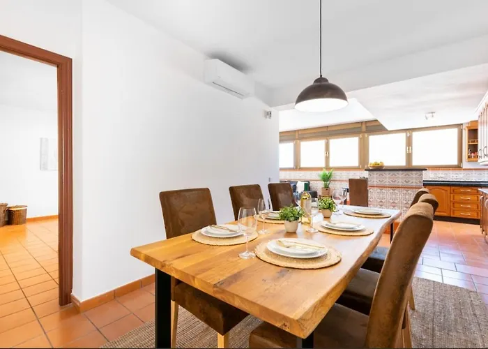 Appartement Penthouse, Near Beach, Down Town Fuengirola, Free Parking *