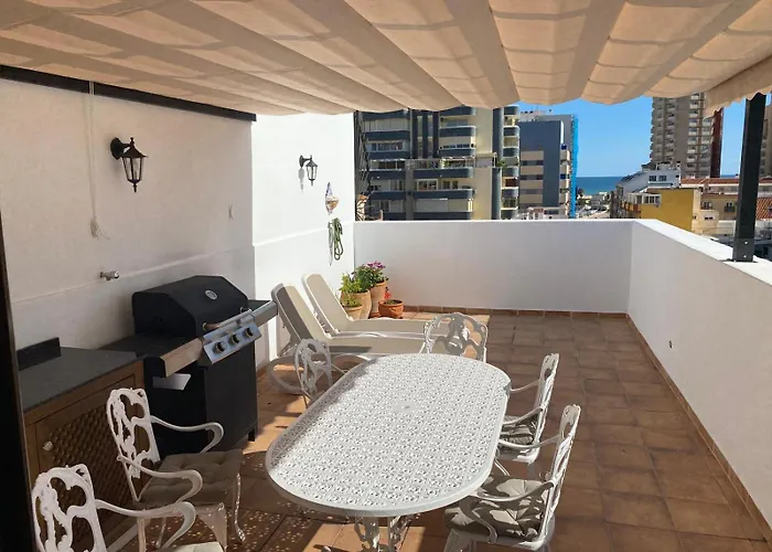 Penthouse, Near Beach, Down Town Fuengirola, Free Parking Apartamento