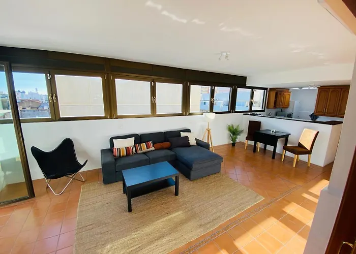 Penthouse, Near Beach, Down Town Fuengirola, Free Parking Apartamento